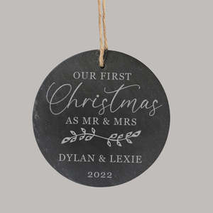 Ornement de vacances de Noël marié gravé au laser ficelle arbre à cordes peint ardoise cadeau pour un couple de jeunes mariés - Product Image 3