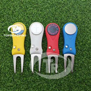 ที่หนีบหมวกแม่เหล็กสำหรับกอล์ฟ พร้อมที่ทำเครื่องหมายลูกกอล์ฟแบบทองแดง และที่ซ่อมพื้นสนามกอล์ฟ - Product Image 3