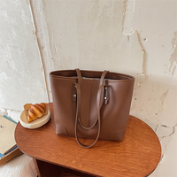Vente en gros d'usine, nouveaux sacs à main pour femmes, grande capacité, sac à bandoulière de luxe, sacs fourre-tout en cuir PU