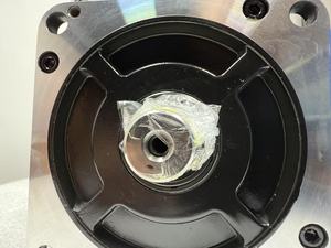 ยี่ห้อใหม่ R2AA13200LCPUR/R2AA13200LCPW0W/R2AA13200LXH00 เซอร์โวมอเตอร์ 2.0KW สำหรับระบบอัตโนมัติทางอุตสาหกรรม - Product Image 4