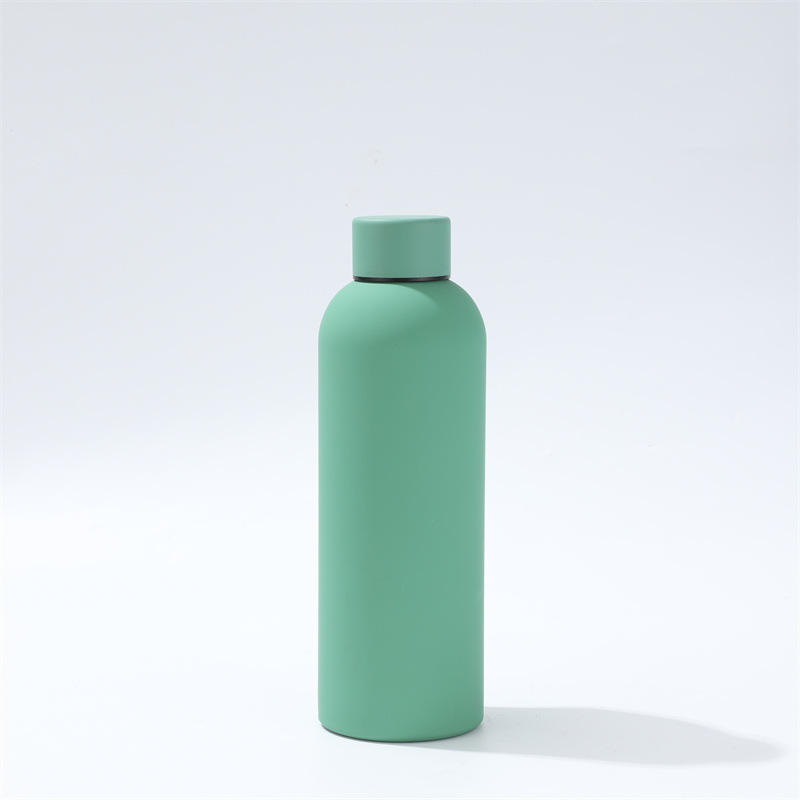 สีเขียวอ่อน