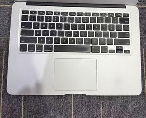 Portátil MacBook Air 2017 A1466 de 5.ª generación, i5, 8 GB, SSD de 256 GB, ultradelgado, reacondicionado económico - Product Image 2