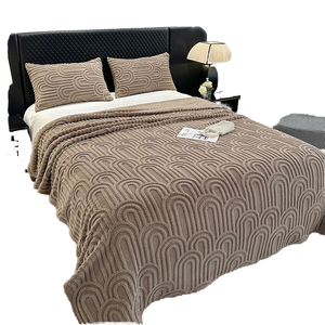 Funda de Sofá Moderna 100% Poliéster con Bordado Jacquard, Color Sólido, Acogedora, Suave, Cálida, Ecológica, Manta para Todas las Estaciones - Product Image 1