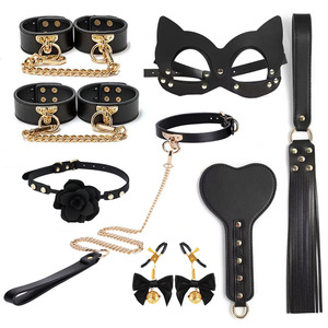 ชุดหนังสีดำสำหรับเล่นบทบาท BDSM พร้อมหน้ากากแมว ปลอกคอ โซ่ และแส้สำหรับคู่รัก ของเล่นผู้ใหญ่สำหรับทุกเพศ - Product Image 5
