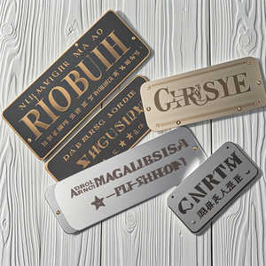 لوحة أسماء مخصصة ذاتية اللصق بلاستيكية فارغة لافتة بلاستيكية فارغة لافتات أسماء مخصصة ترافيوليتا محفورة - Product Image 4