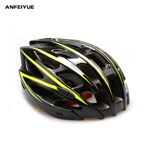 Casque de vélo moulé monobloc pour adulte, casque de sécurité pour VTT et vélo de route, noir, 26+ aérations, unisexe, équipement de sport de plein air - Product Image 5