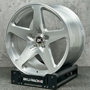 Jantes en alliage forgées Bku brossées 5x108 pour Ferrari F355 F512 F40 F50 360 Modena 308 348 328 <span class=keywords><strong>456</strong></span> <span class=keywords><strong>GTB</strong></span> 18 19 pouces, design de luxe - Product Image 3
