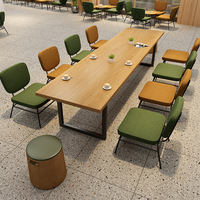 Ensemble de sièges de café commercial moderne avec banquette rembourrée, table basse ronde et chaises pour glacier