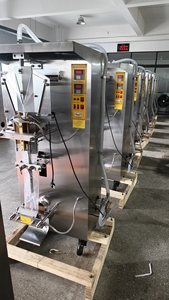 SJ-1000 AUTOMATISCHE VLOEISTOF-SACHET VERPAKKINGSMACHINE voor water en afwasmiddel - Product Image 3