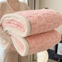 Plaid Sherpa en polaire, motif cœur uni, double couche, 100 % polyester, personnalisable, couverture épaisse et moelleuse en polyester
