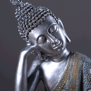 รูปปั้นพระพุทธรูปสำหรับตกแต่งบ้านงานประดิษฐ์ทำจากเรซินสีเงิน - Product Image 3