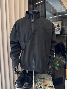 Chaqueta Bomber de entrenador de concha blanda para hombre, traje deportivo personalizado con cremallera sin capucha y soporte para chicos duros, traje deportivo de tres pruebas para frente de invierno - Product Image 3