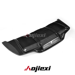 Diffuseur de pare-chocs arrière en fibre de carbone de haute qualité style PSM pour Mercedes Benz W205 Classe C C43 <span class=keywords><strong>C63s</strong></span> Berline <span class=keywords><strong>2015</strong></span>+ Kit carrosserie - Product Image 5