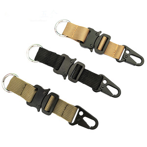 Porta Llaves Ajustable con Hebilla y Mosquetón para Accesorios de Bolsa, Uso Táctico y EDC al Aire Libre - Product Image 1