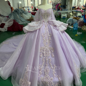 Vestido de Quinceañera Xss36 Vintage Lavanda Brillante, Largo hasta el Suelo, con Lentejuelas, Cuentas y Apliques de Encaje en los Hombros, para Fiesta de Noche o Gala - Product Image 4