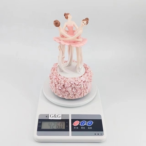 Nouveau cadeau de vacances créatif Rose Pink Ballet Girl Three Sisters Boîte à musique rotative en résine - Product Image 6