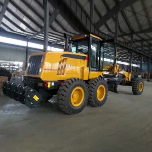 China Gloednieuwe 215hp Motor Grader Gr215a Met Scarifier