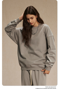 Kaisorn Unisex ropa de calle de peso pesado cuello redondo Defy the Chill: Unisex cuello redondo de peso pesado para otoño 2025 Chase the Vibe - Product Image 6