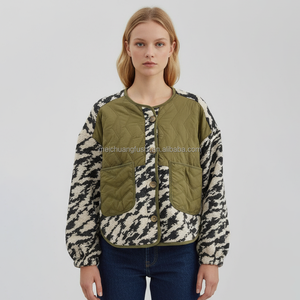 Giacca in Pile Sherpa con Blocchi di Colore Personalizzati per Donne, Giacche Borg Invernali - Product Image 1