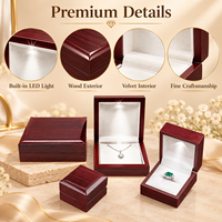 Boîte de rangement pour bijoux en bois massif vintage de luxe sur mesure avec éclairage LED pour pendentifs, colliers et bagues