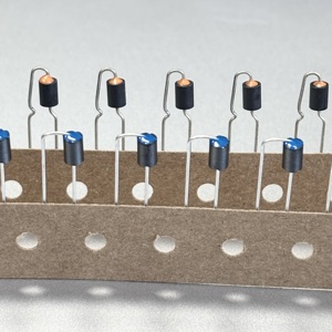 Ba thiết bị đầu cuối thức ăn thông qua tụ điện emifil LC Bộ lọc nhỏ loại chì - Product Image 6