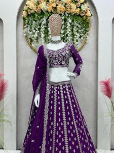 Excellente qualité Semi Stitch Designer Boutique Lehenga Choli pour mariage et fête disponible à prix abordable - Product Image 2