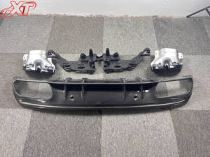 Diffuseur arrière en fibre de carbone de haute qualité Style W205 <span class=keywords><strong>C63</strong></span> <span class=keywords><strong>AMG</strong></span> ED1 pour Mercedes Benz 15-21 <span class=keywords><strong>C63</strong></span> lèvre de pare-chocs arrière 4 portes - Product Image 4