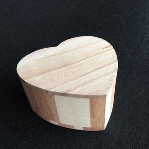 Scatola di legno a forma di <span class=keywords><strong>cuore</strong></span> di immagazzinaggio del supporto del regalo dell'anello dei gioielli di nozze a buon mercato all'ingrosso - Product Image 6