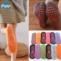 Chaussettes tricotées à semelle intégrale antidérapante, respirantes, en polyester écologique, absorbant la transpiration, séchage rapide, pour yoga et enfants