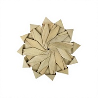 ADVAITH IMPEX ADB 007 Nouveau jouet à mâcher pour perroquet en feuille de palmier écologique, design floral, 12 cm, jouet interactif pour oiseaux pour petits animaux