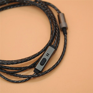 In Ear MMCX Detachable <b>Wired</b> Headphones With Remote <b>Control</b> And Microphone For Sports Use - Product Image 4