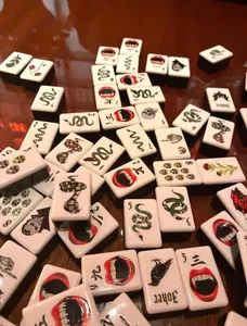 <span class=keywords><strong>Mahjong</strong></span> Américain de Luxe Moderne Thème Sorcellerie Halloween, Ensemble Complet, 160 Tuiles en Acrylique Vert Tourbillonnant, Tuiles de <span class=keywords><strong>Mahjong</strong></span> Gothique Foncé à Motif Potion - Product Image 4