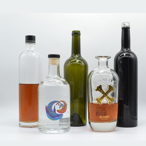 2019 Nóng Bán Tinh Thể Chai Rượu Vang Chai Tinh Dầu 750Ml <span class=keywords><strong>700Ml</strong></span> <span class=keywords><strong>Vodka</strong></span> Rượu Chai Vít Mũ - Product Image 1