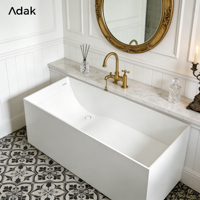 Baignoire autoportante rectangulaire contemporaine en acrylique à surface solide avec drain de trop-plein