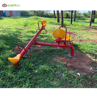 Balançoire de jeu en plein air de qualité supérieure avec matériau durable 6 sièges pour enfants équipement de terrain de jeu amusant et sûr