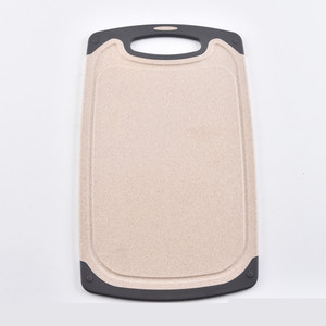 Multifunctional 3-Piece Wheat Straw and PP <b>Plastic</b> <b>Kitchen</b> Cutting Board Set Premium Chopping Blocks - Product Image 3