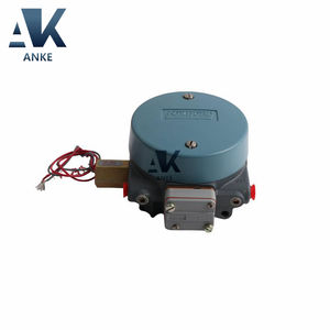Convertisseur de signal courant-pneumatique Foxboro E69F-BI2 monté sur site - Product Image 1