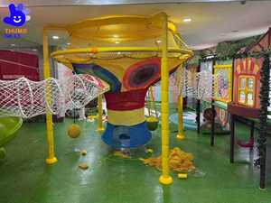 เชือกตาข่ายสนามเด็กเล่นในร่มต้นไม้สีรุ้งทำด้วยมือสำหรับสวนผจญภัยโรงเรียนอนุบาลหรือห้างสรรพสินค้า - Product Image 4