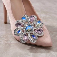 Nouveauté, accessoires pour talons de chaussures pour femmes de la marque DENGBAO, boucle en alliage de zinc personnalisée avec diamants, strass, modèle doré F-29875