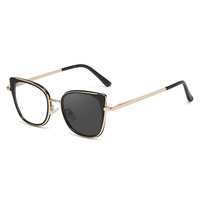 Partagas Photochromique TR90 Métal Oeil de Chat Charnière à Ressort UV400 Anti Lumière Bleue Lunettes Optique Cadre Lunettes pour Femmes