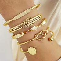 Lot de 3 bracelets empilables personnalisés avec logo pour femme, chaîne tennis sertie de cristaux, breloque cœur d'amour, bracelet jonc en maille tressée
