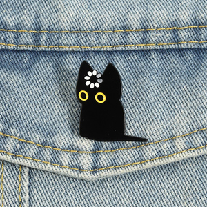 Spilla smaltata Black Cat Void Loading, spilla girevole a forma di cartone animato, distintivo da bavero, gioielli divertenti a forma di animale, vendita all'ingrosso - Product Image 1