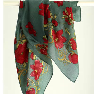 Écharpe longue en cachemire romantique, motif floral, 3 palettes de couleurs, respirante, automne, accents rouges, or et doré. - Product Image 2