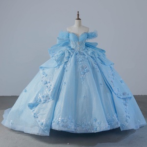 ชุดเดรสงาน Quinceanera สีฟ้าซาตินลูกไม้สไตล์โคลอมเบีย ทรงบอลกาวน์ ยาวลากพื้น พร้อมชายกระโปรงแบบ Chapel Train ช่วงเอวทรงธรรมชาติ ลายพิมพ์ สำหรับวัยรุ่น XV Dons - Product Image 3