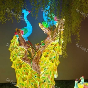 3D Fiberglass Peacock Decorative <b>Light</b> for Creating a Detailed Bird Feature in Gardens Resorts and Holiday Landscapes - Product Image 6