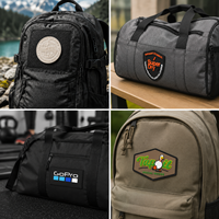 Patch logo personnalisé en PVC caoutchouc avec formes cœur/fleur, gaufré 3D pour sacs à dos, sacs de sport et équipements de plein air - Faible MOQ