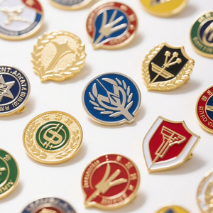 Nhà Sản Xuất Thiết Kế Tùy Chỉnh Riêng của Bạn Huy Hiệu Made Mềm Cứng Kim Loại Ve Áo Men Ve Áo Pins - Product Image 1