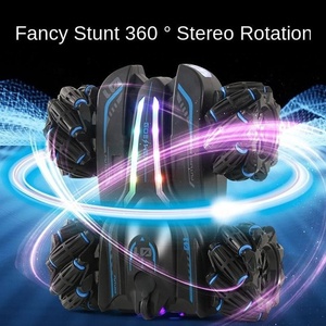 AiJH Coche RC <span class=keywords><strong>de</strong></span> Carreras <span class=keywords><strong>de</strong></span> Doble Cara 4WD, Vehículo Acrobático con Pulverizador, Doble Control Remoto <span class=keywords><strong>de</strong></span> 2.4GHz, Juguetes <span class=keywords><strong>de</strong></span> Coche - Product Image 3