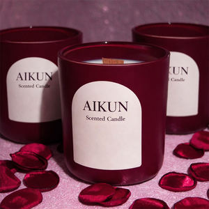 Vela Aromática de Lujo AIKUN en Frasco de Vidrio Rojo, Vela de Cera de Soya para Decoración del Hogar, Regalo Festivo y Ambiente Romántico - Product Image 3