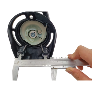 <span class=keywords><strong>เครื่อง</strong></span><span class=keywords><strong>ตัด</strong></span><span class=keywords><strong>หญ้า</strong></span>แบบใบมีดหมุน 4 จังหวะ เบนซิน ราคาประหยัด ประสิทธิภาพสูง <span class=keywords><strong>สตาร์ท</strong></span>ง่าย ดึงสตาร์ทได้ อะไหล่<span class=keywords><strong>เครื่อง</strong></span>ยนต์ ใช้ได้กับ UM140 1 - Product Image 5